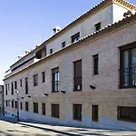 Medina De 3*