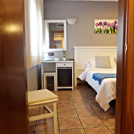Готель Medina De 3*