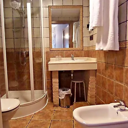 Hotel Medina De