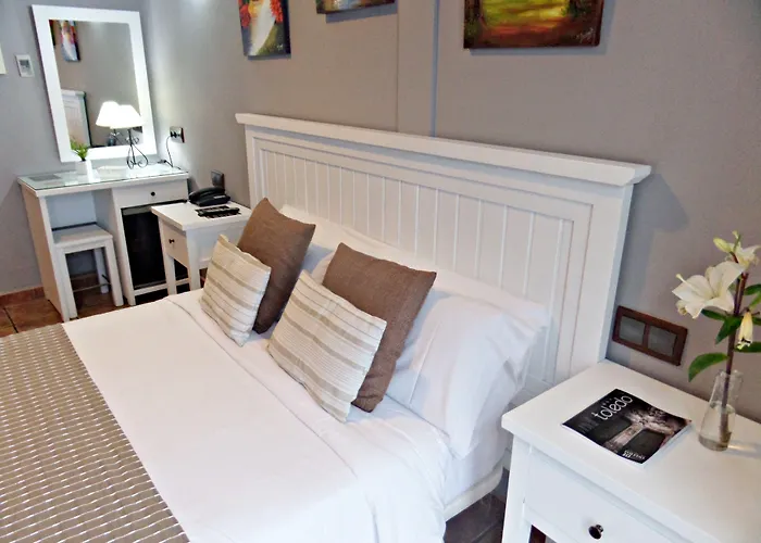 Отель Medina De